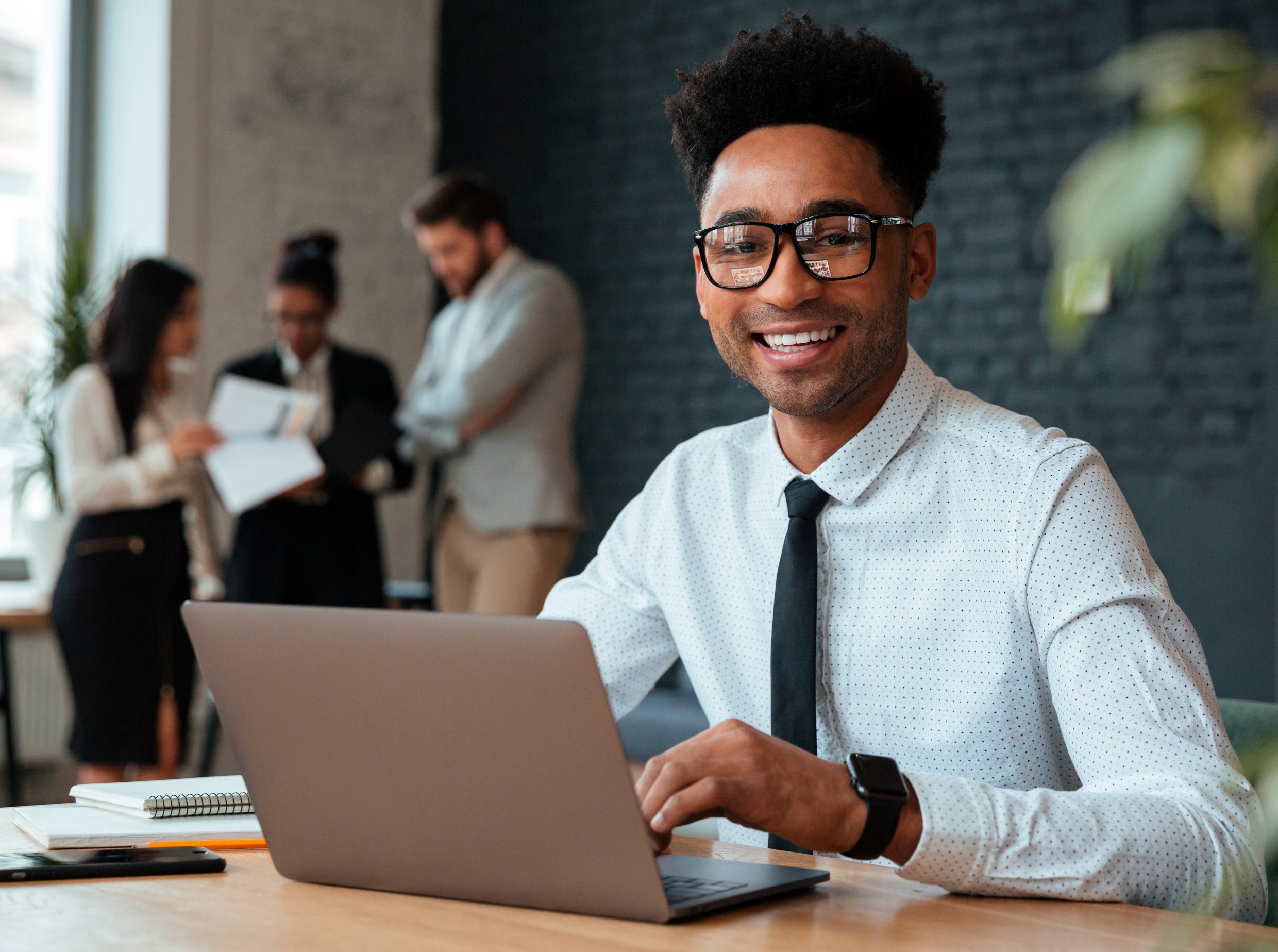 Someone famous in Source Title assets/images/profissionais/imagem4.jpg